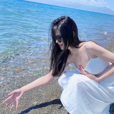 新娘向后跑