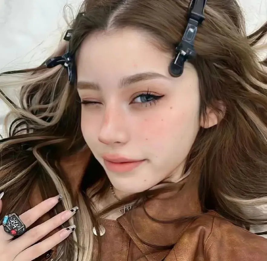 卧底